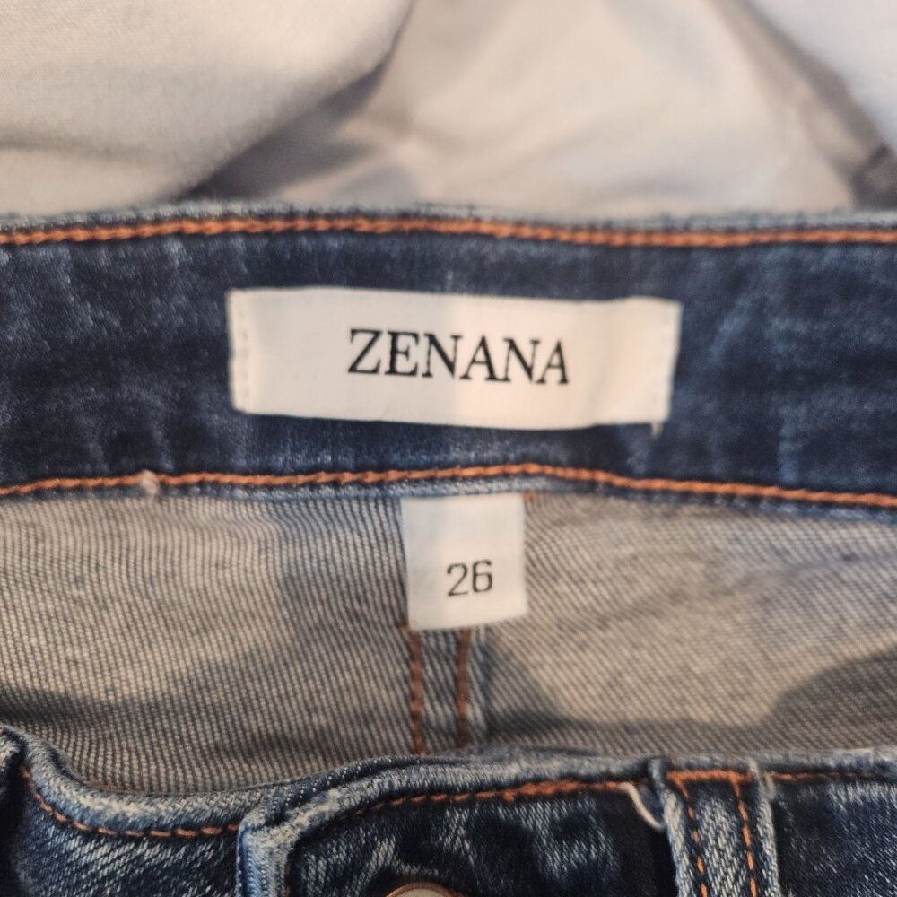 Jeans - Picture 3 of 3